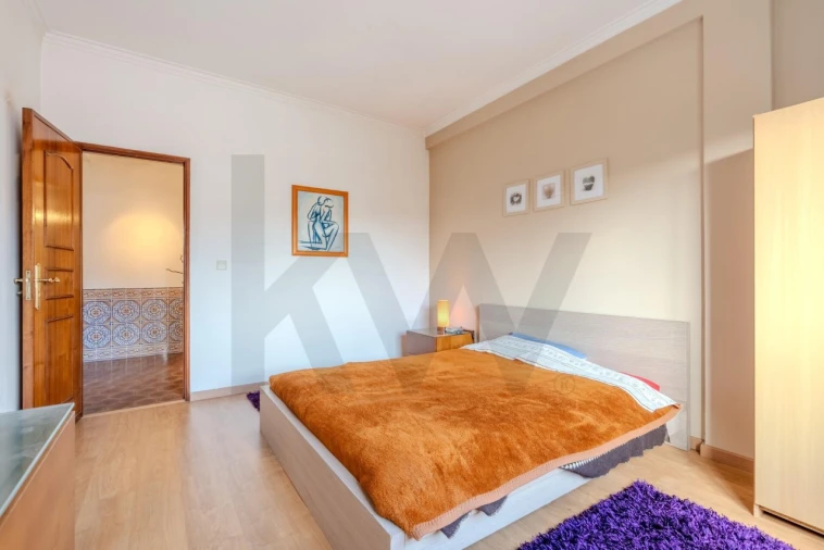 Apartamento T2 para Venda em Queluz e Belas Foto 23