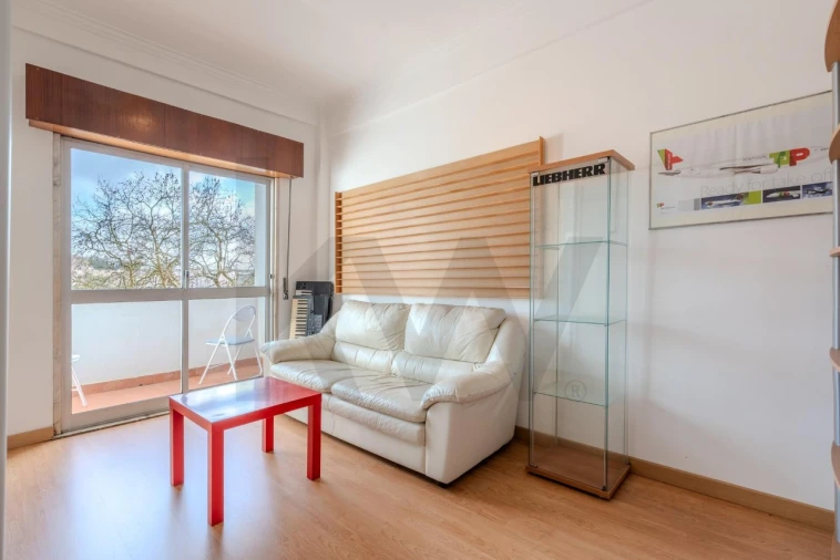 Apartamento T2 para Venda em Queluz e Belas Foto 28