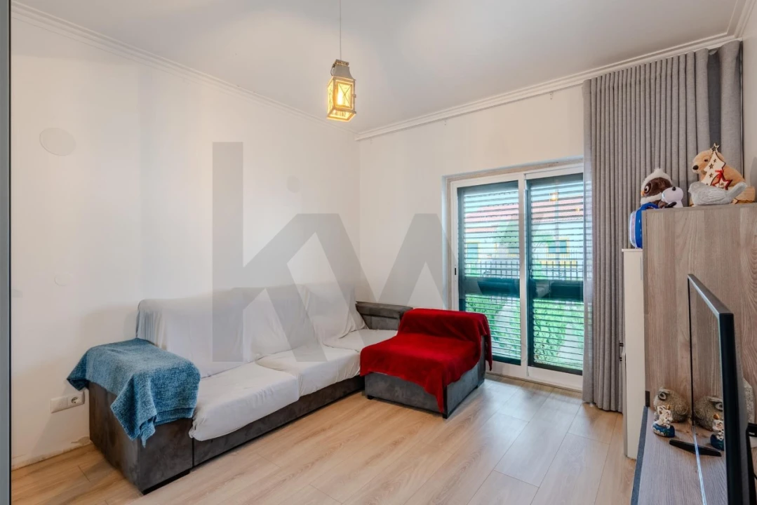 Moradia T5 para Venda em Samora Correia Foto 2