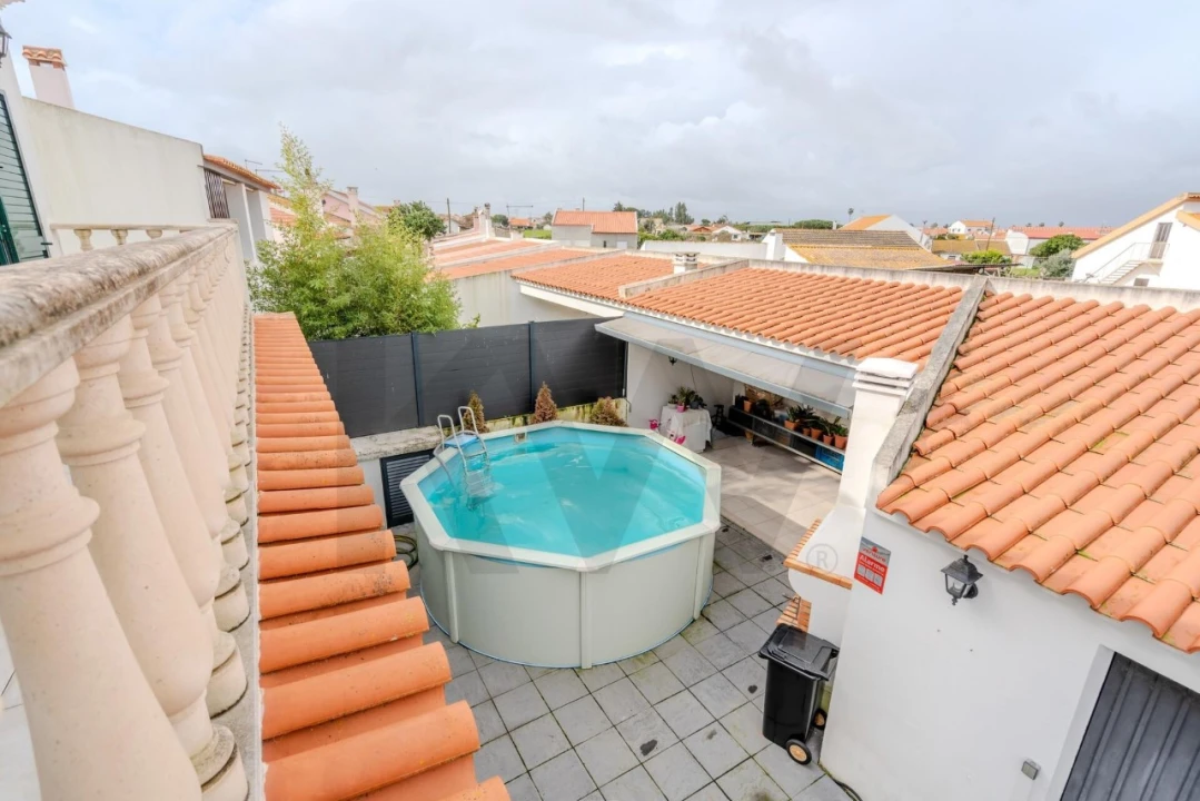 Moradia T5 para Venda em Samora Correia Foto 38