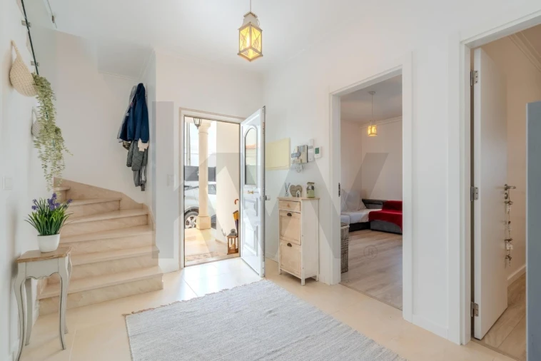 Moradia T5 para Venda em Samora Correia