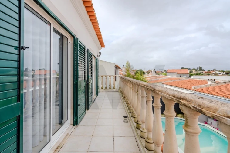 Moradia T5 para Venda em Samora Correia Foto 36