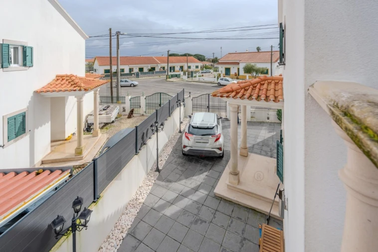 Moradia T5 para Venda em Samora Correia Foto 37