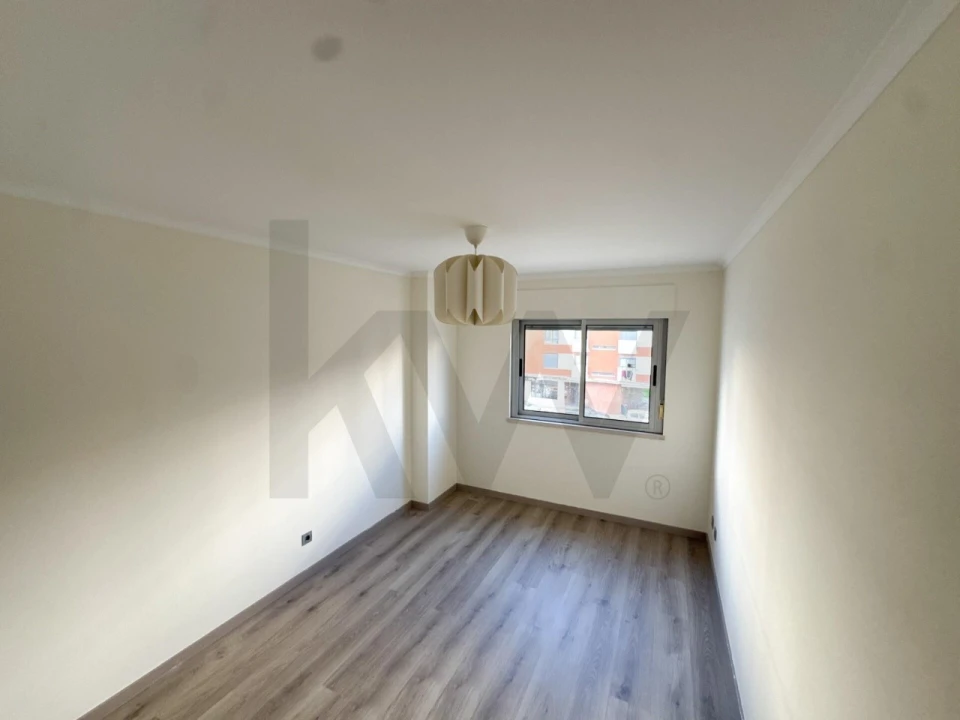 Apartamento T3 para Venda em Marvila Foto 13