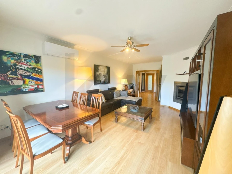 Apartamento T2 para Venda em Alcabideche Foto 4