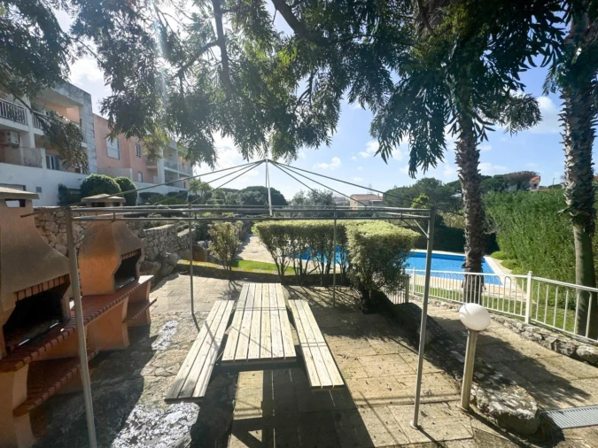 Apartamento T2 para Venda em Alcabideche Foto 16