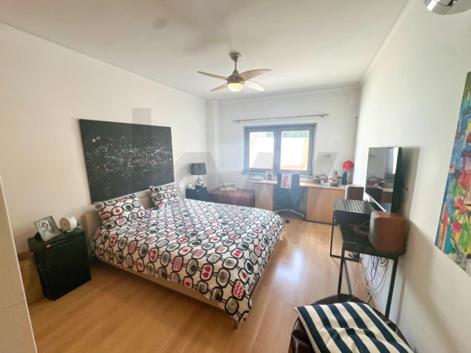Apartamento T2 para Venda em Alcabideche Foto 8