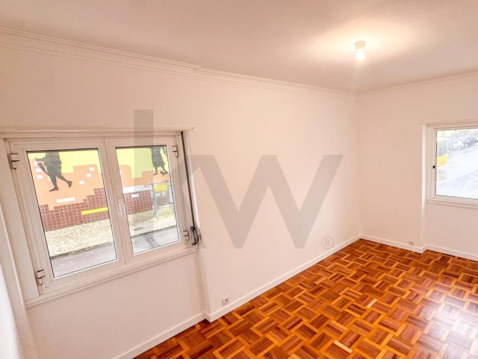 Apartamento T3 para Venda em Águas Livres Foto 2