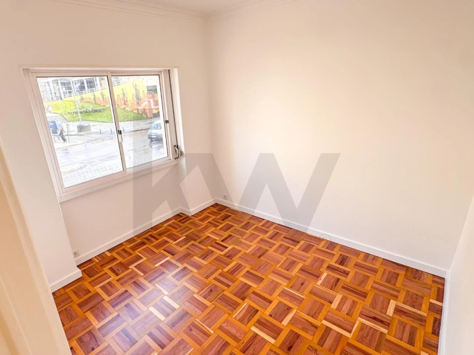 Apartamento T3 para Venda em Águas Livres Foto 8