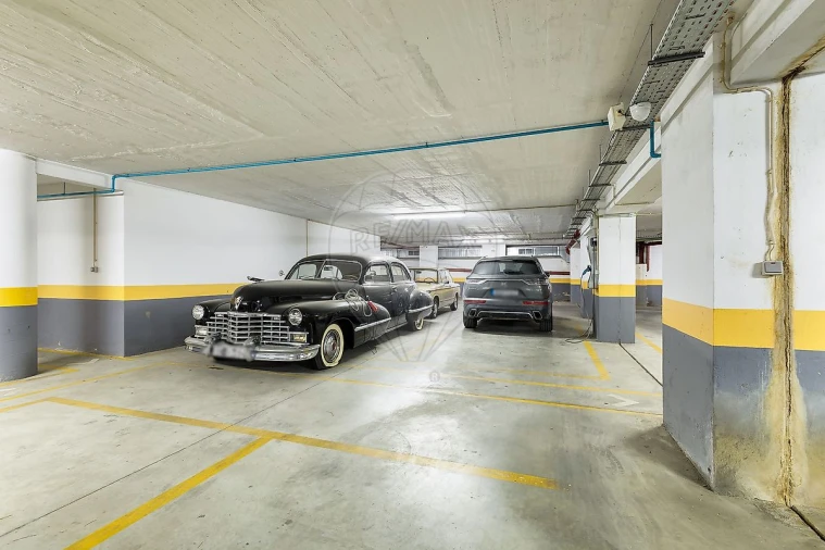 Apartamento T5 para Venda em Cascais e Estoril Foto 19