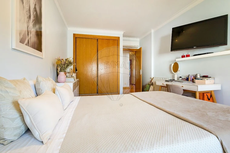 Apartamento T5 para Venda em Cascais e Estoril Foto 10
