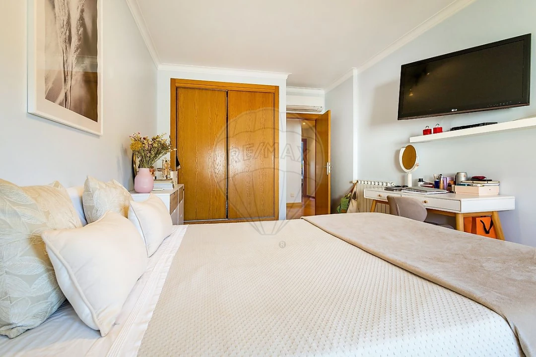 Apartamento T5 para Venda em Cascais e Estoril Foto 10