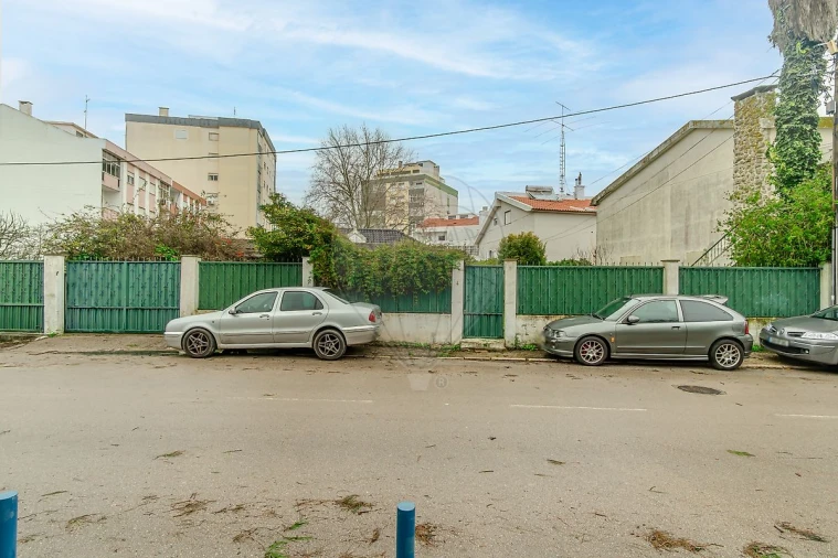 Terreno para Venda em Amora Foto 3