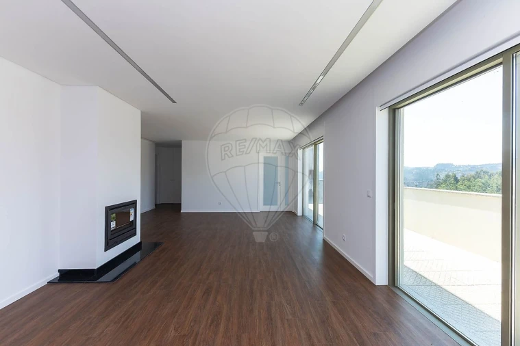 Apartamento T3 para Venda em Vilar de Andorinho Foto 11