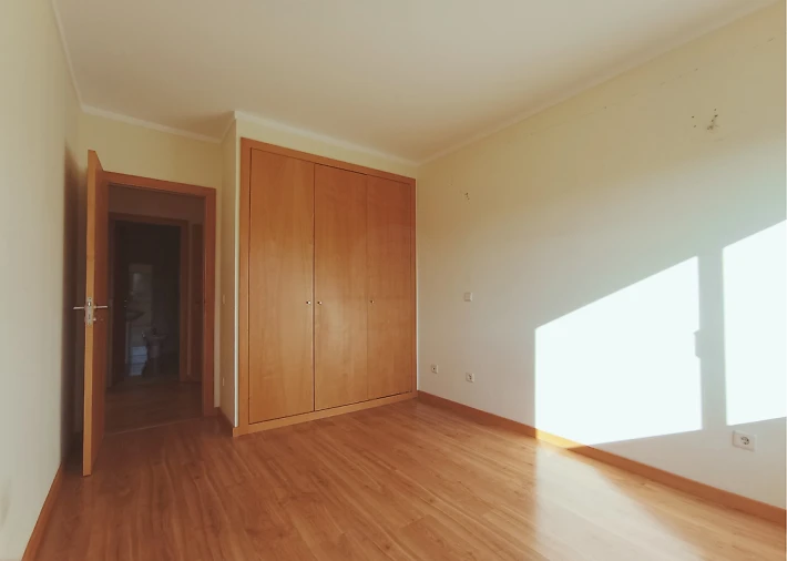 Apartamento T2 para Venda em Canelas Foto 22