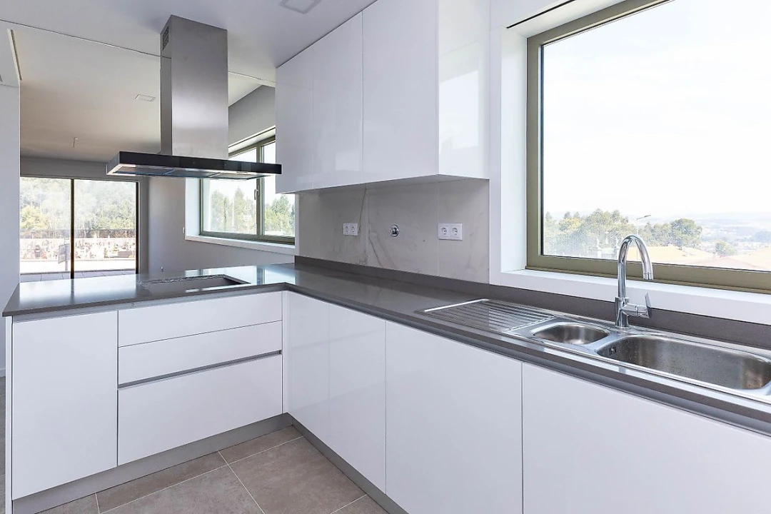 Apartamento T3 para Venda em Vilar de Andorinho Foto 14