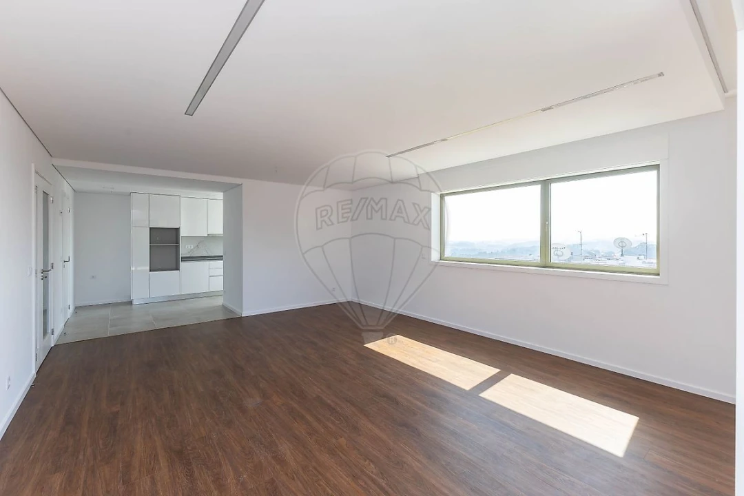 Apartamento T2 para Venda em Vilar de Andorinho Foto 12