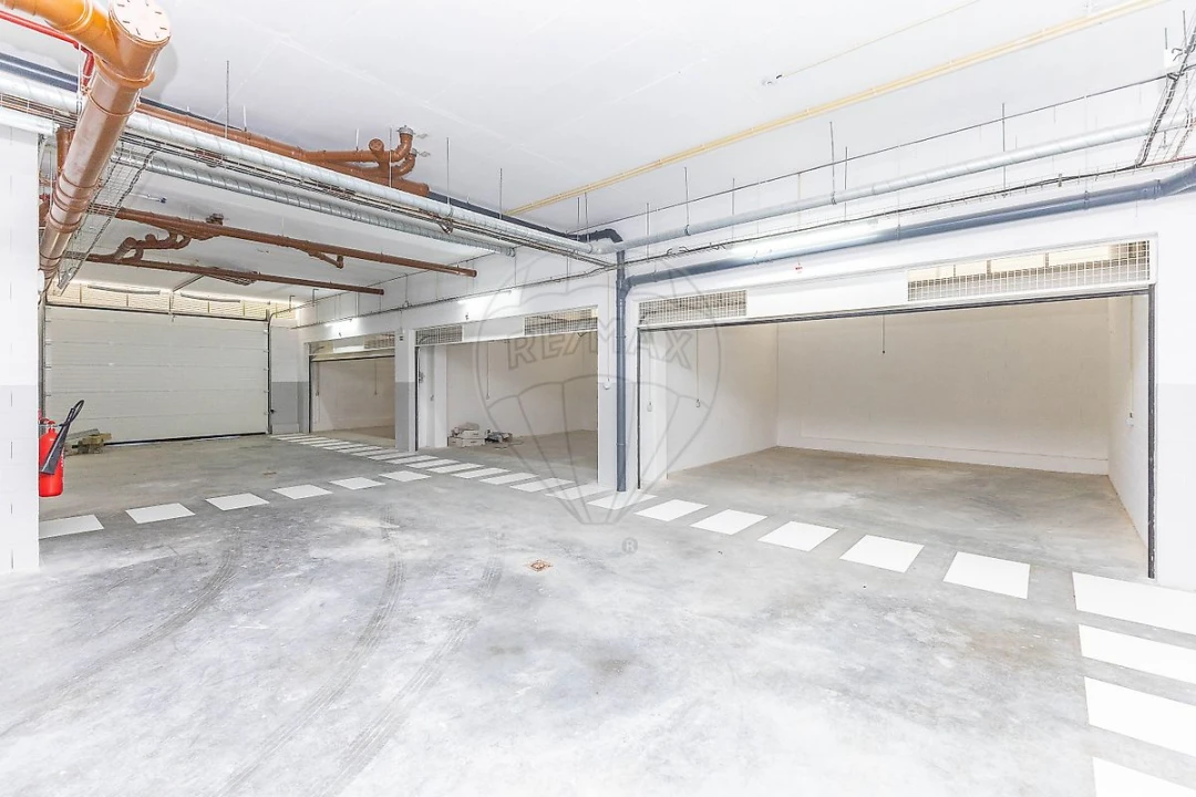 Apartamento T2 para Venda em Vilar de Andorinho Foto 11