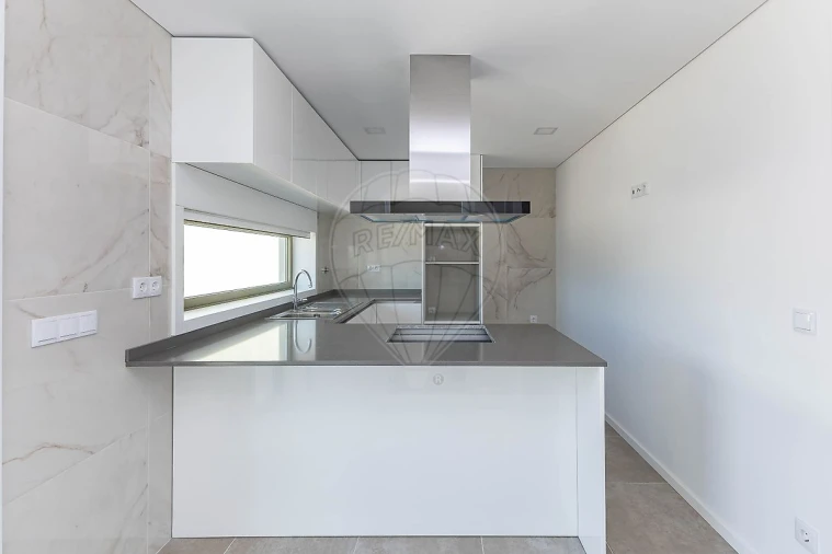 Apartamento T3 para Venda em Vilar de Andorinho Foto 11