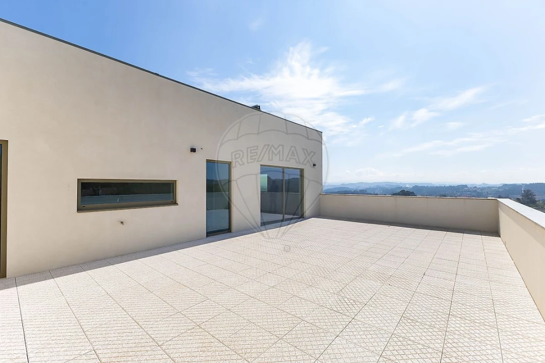 Apartamento T3 para Venda em Vilar de Andorinho Foto 34