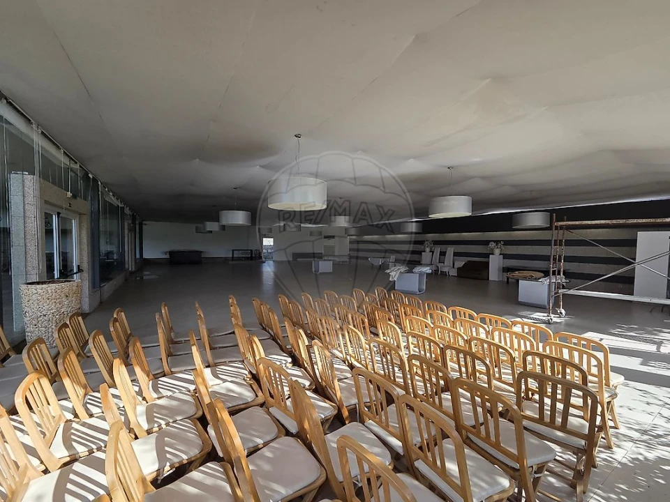 Quinta T
           para Venda em Cidade da Maia Foto 6