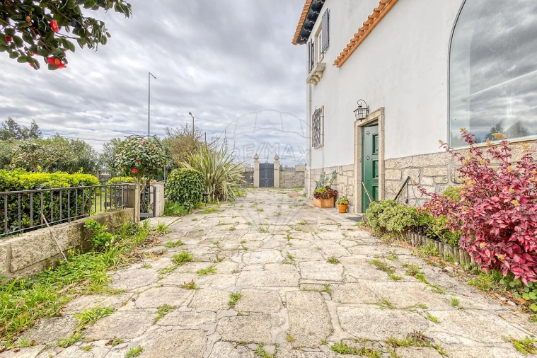 Quinta T0 para Venda em Cidade da Maia Foto 10