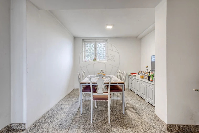 Quinta T0 para Venda em Cidade da Maia Foto 28