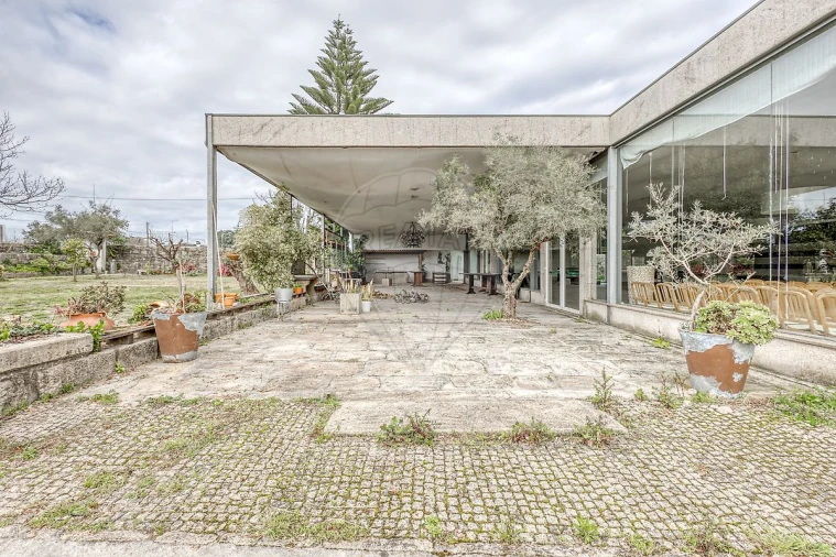 Quinta T0 para Venda em Cidade da Maia Foto 4