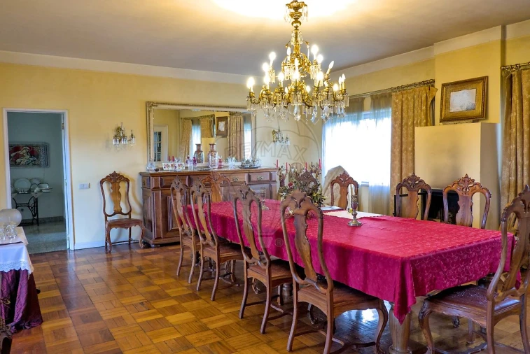 Quinta T
           para Venda em Cidade da Maia Foto 26