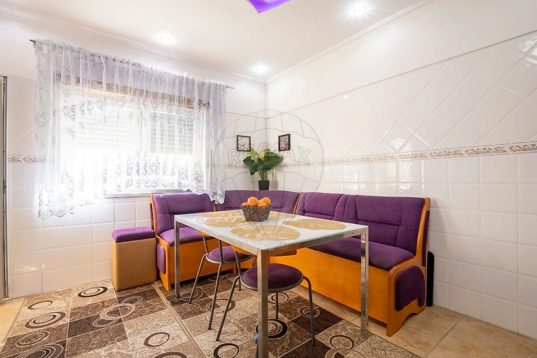 Apartamento T2 para Venda em Santa Maria, São Pedro e Matacães Foto 9