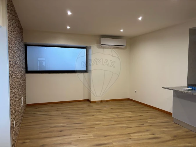 Moradia T2 para Arrendamento em Ovar, São João, Arada e São Vicente de Pereira Jusã Foto 5