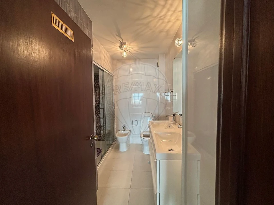 Apartamento T3 para Arrendamento em Ovar, São João, Arada e São Vicente de Pereira Jusã Foto 17