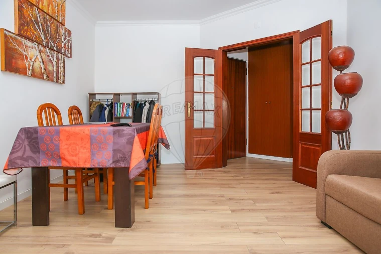 Apartamento T2 para Venda em Azambuja Foto 5