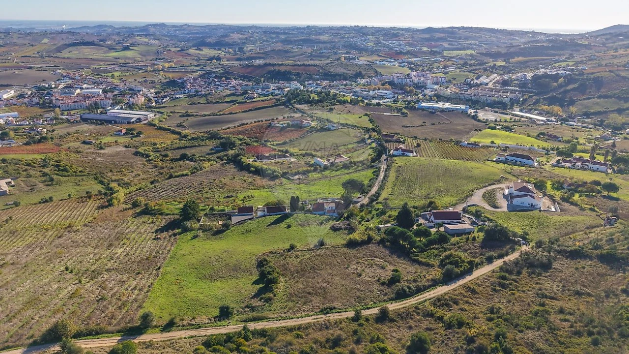 Terreno para Venda em Arruda dos Vinhos Foto 5