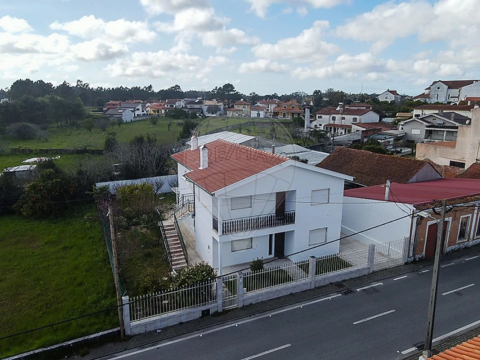 Moradia T3 para Arrendamento em Febres Foto 7