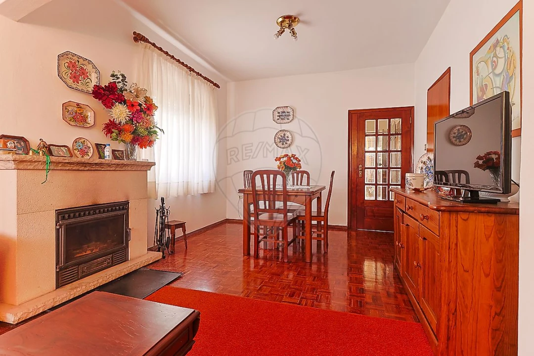 Moradia T3 para Arrendamento em Febres Foto 16