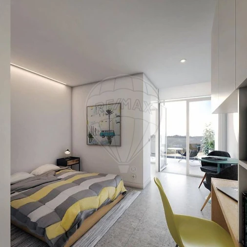 Apartamento T0 para Venda em Santo Antonio dos Olivais Foto 2