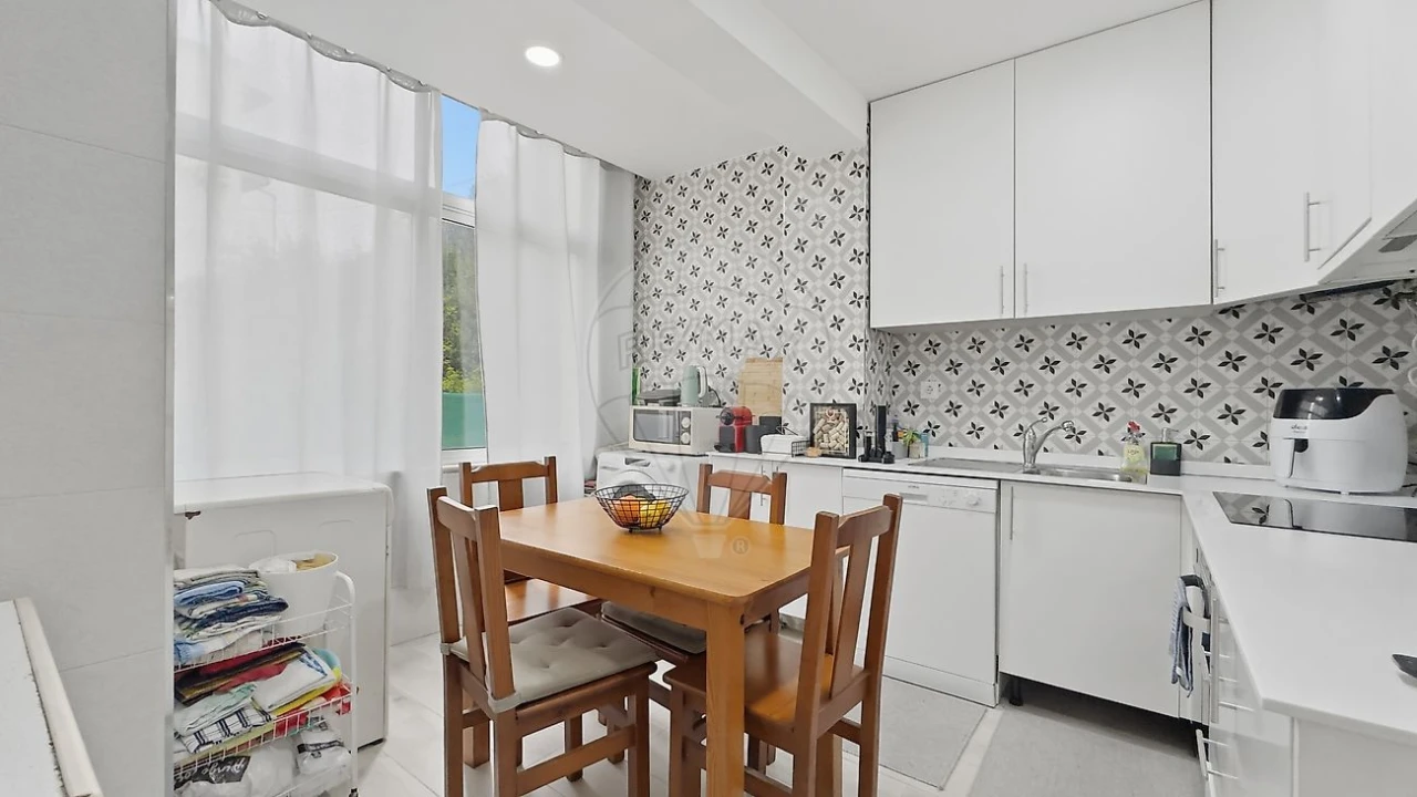 Apartamento T3 para Venda em Laranjeiro e Feijó Foto 5