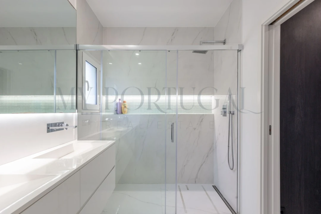 Moradia T3 para Venda em Oeiras e São Julião da Barra, Paço de Arcos e Caxias Foto 30