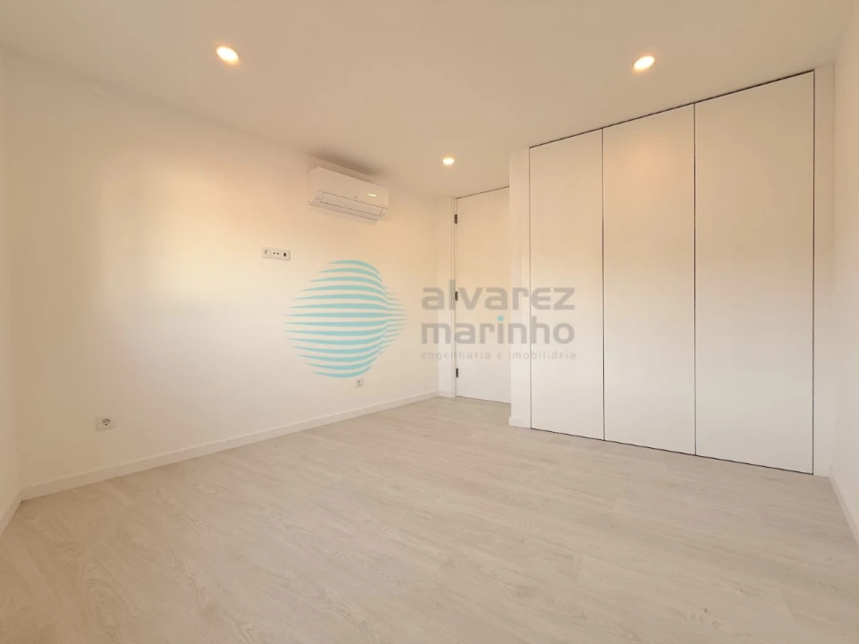Apartamento T3 para Venda em A dos Cunhados e Maceira Foto 17