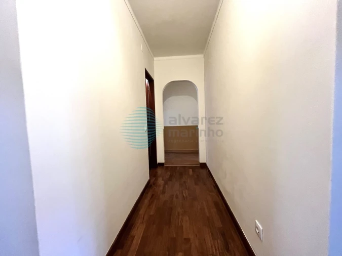 Apartamento T3 para Arrendamento em Santa Maria, São Pedro e Matacães Foto 9