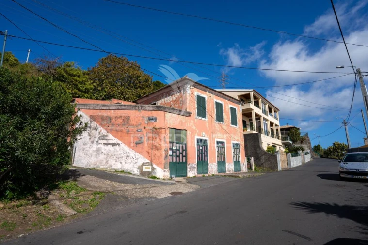 Moradia T3 para Venda em São Gonçalo Foto 1