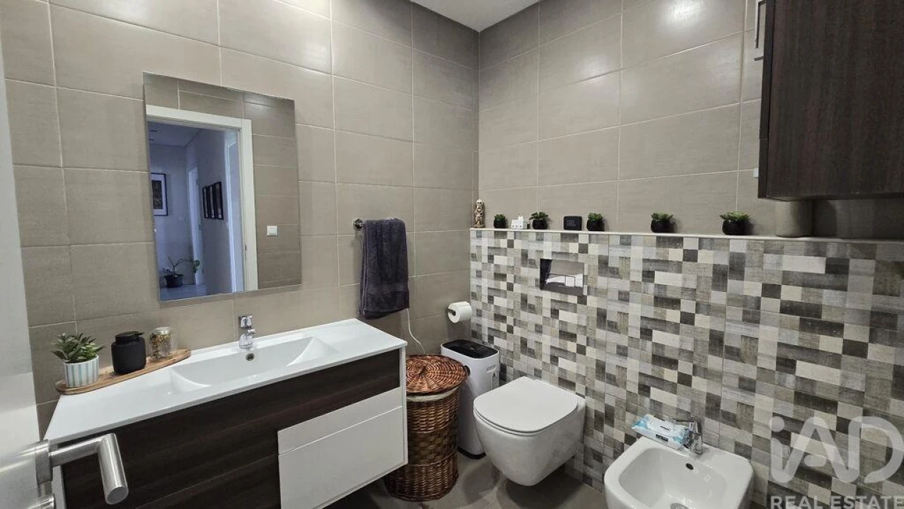 Apartamento T2 para Venda em Vialonga Foto 24