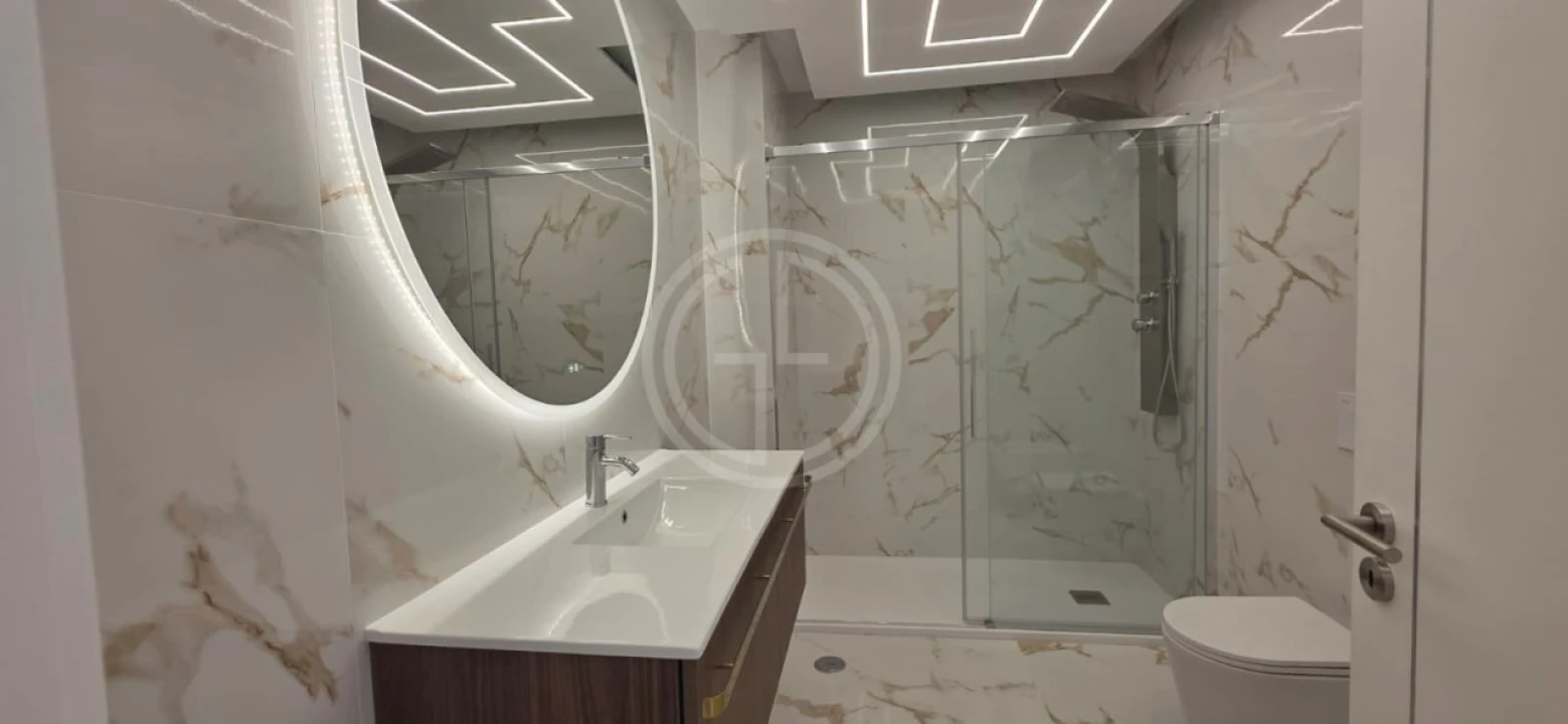 Apartamento T3 para Venda em Quarteira Foto 10
