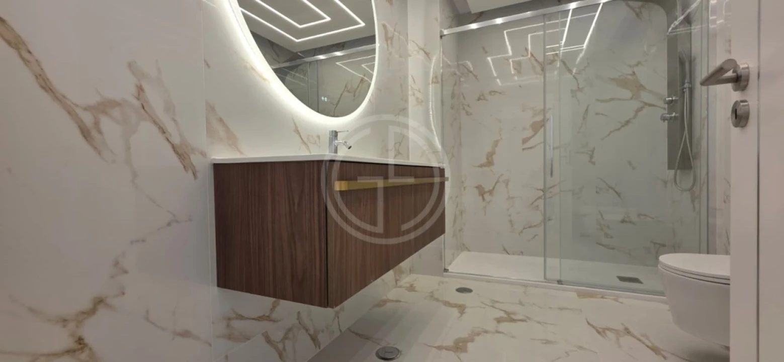 Apartamento T3 para Venda em Quarteira Foto 16