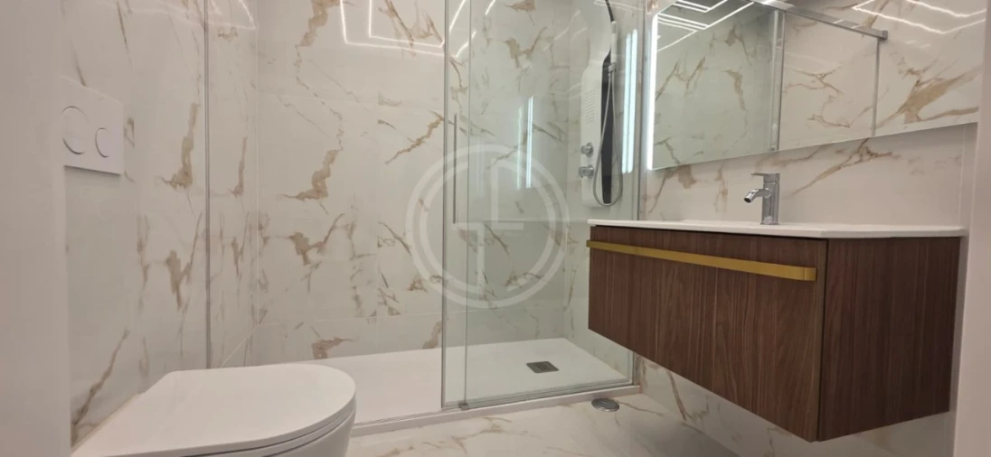 Apartamento T3 para Venda em Quarteira Foto 11