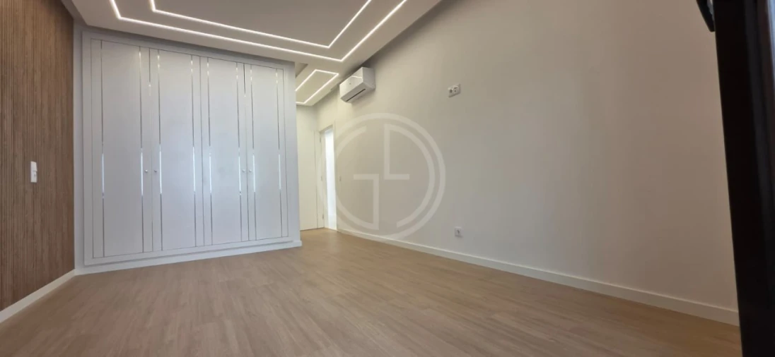 Apartamento T3 para Venda em Quarteira Foto 31