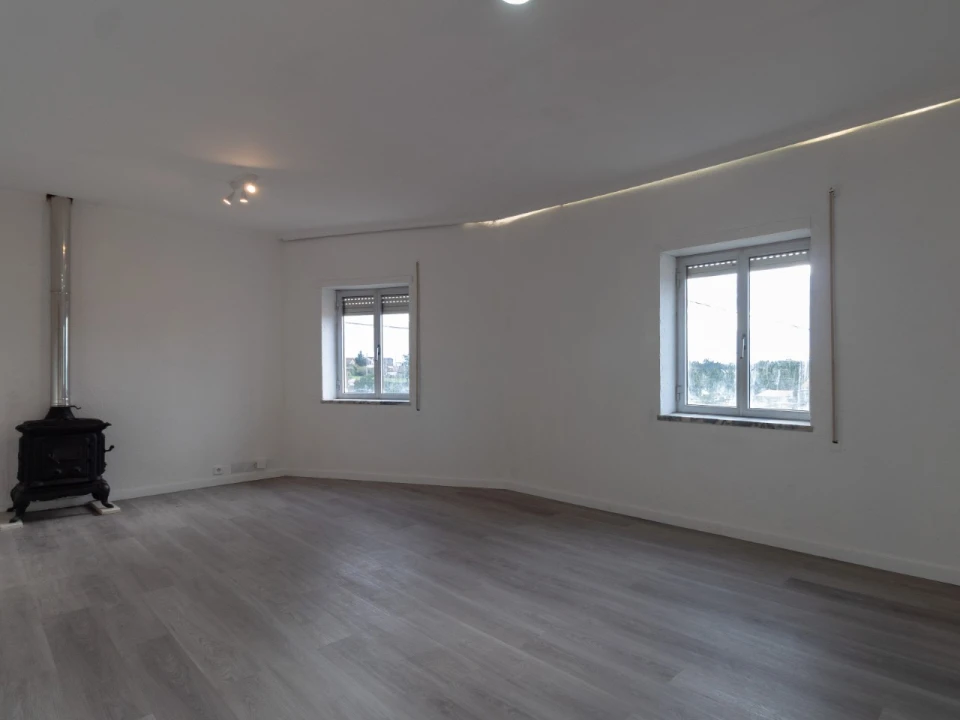 Moradia T3 para Venda em Eiras e São Paulo de Frades Foto 7