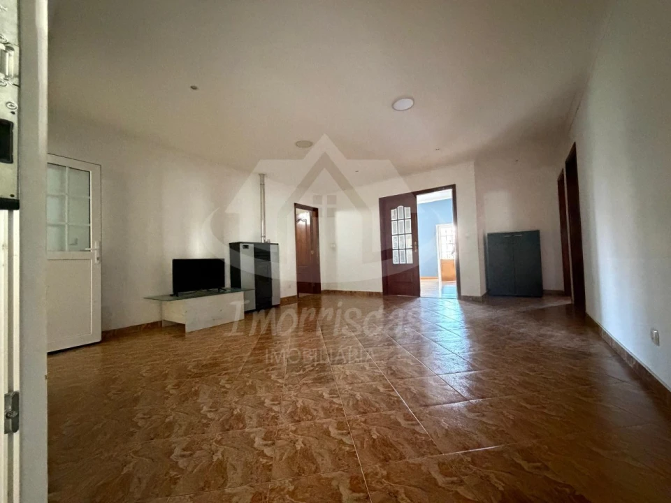 Moradia T3 para Venda em Santa Iria de Azoia, São João da Talha e Bobadela Foto 9