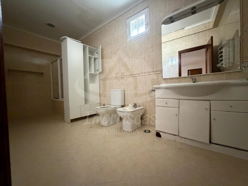 Moradia T3 para Venda em Santa Iria de Azoia, São João da Talha e Bobadela Foto 16